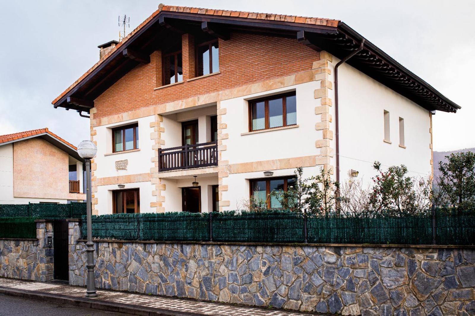 Casa Iparra Txiki Berri Guest house